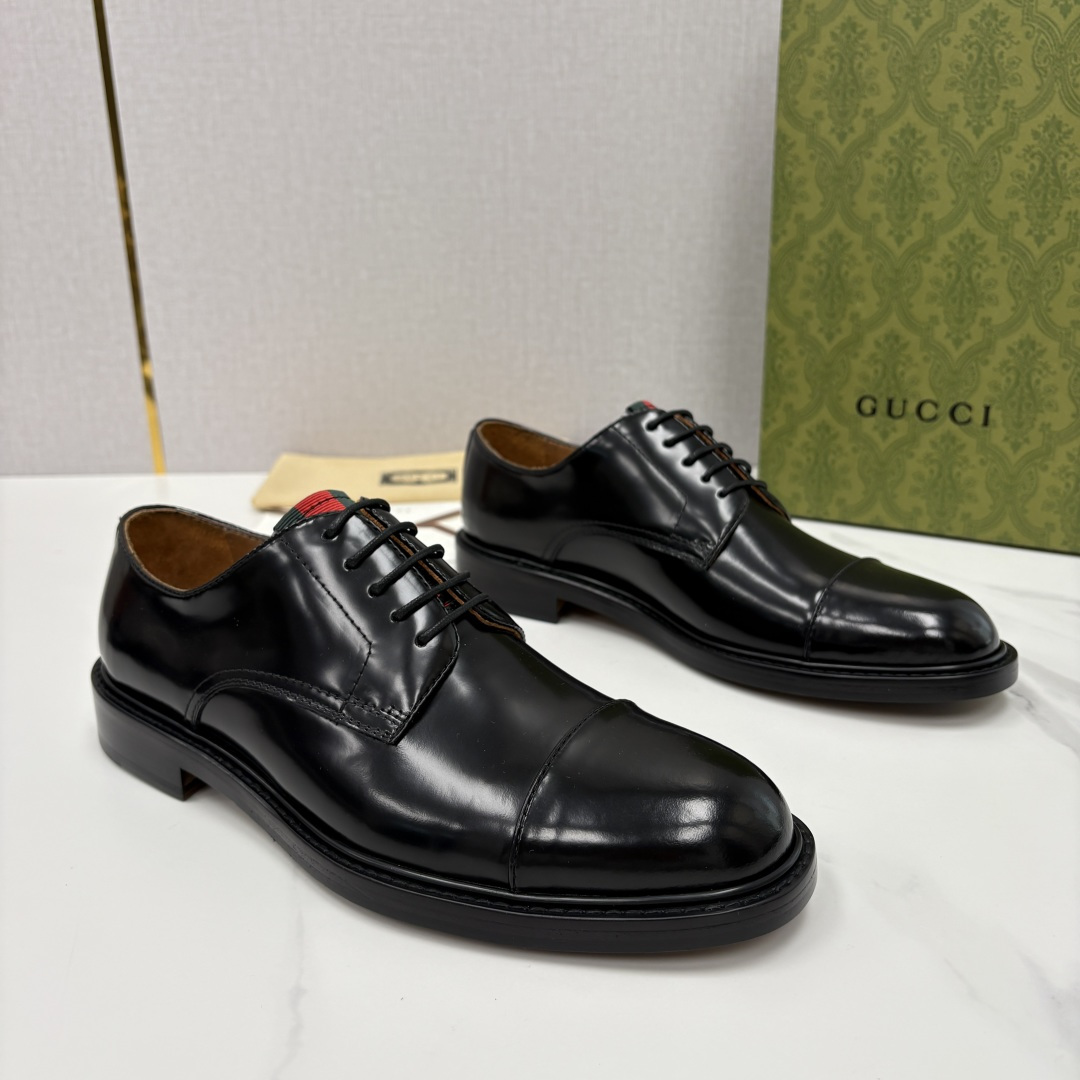 💋💍G家 GUCC* 新品男士正装鞋皮鞋 堪称“精致感天花板”级别的通勤利器 此款系列里选用多种不同质感