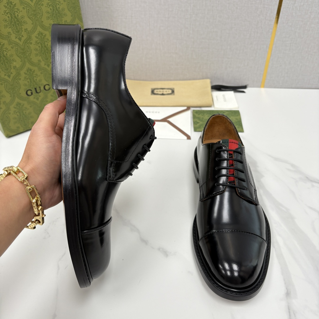 💋💍G家 GUCC* 新品男士正装鞋皮鞋 堪称“精致感天花板”级别的通勤利器 此款系列里选用多种不同质感