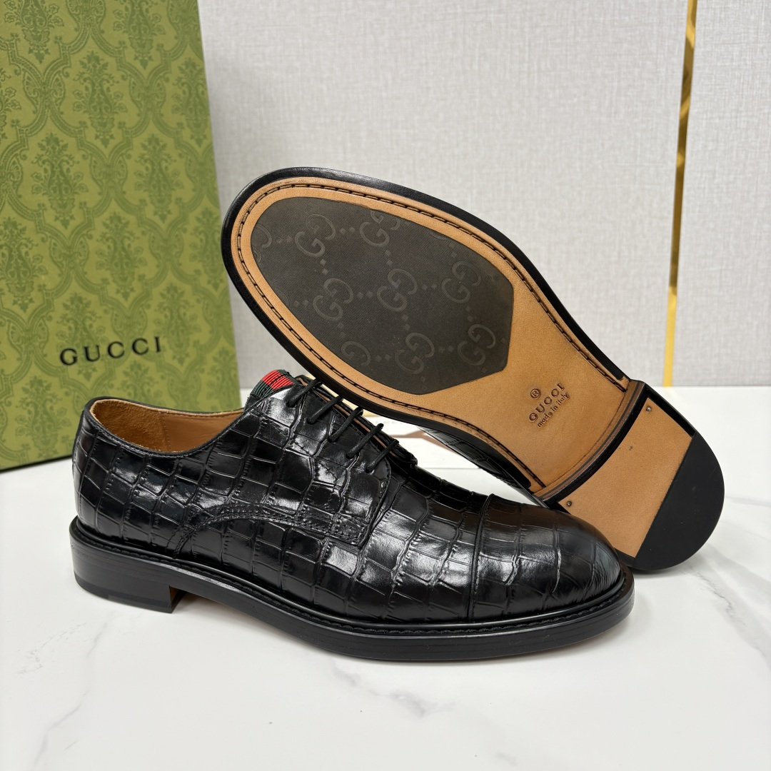 💋💍G家 GUCC* 新品男士正装鞋皮鞋 堪称“精致感天花板”级别的通勤利器 此款系列里选用多种不同质感