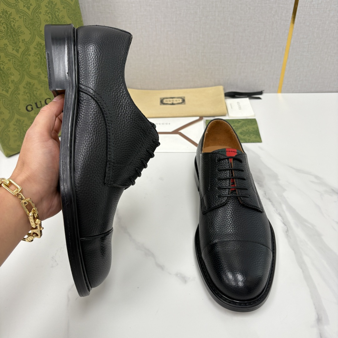 💋💍G家 GUCC* 新品男士正装鞋皮鞋 堪称“精致感天花板”级别的通勤利器 此款系列里选用多种不同质感