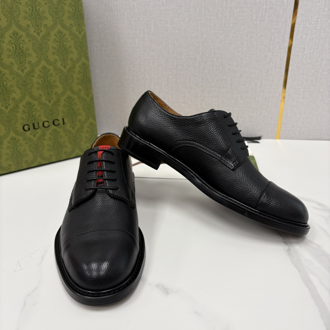 💋💍G家 GUCC* 新品男士正装鞋皮鞋 堪称“精致感天花板”级别的通勤利器 此款系列里选用多种不同质感