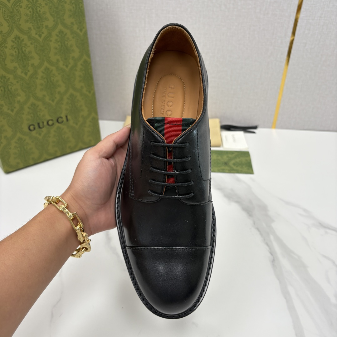 💋💍G家 GUCC* 新品男士正装鞋皮鞋 堪称“精致感天花板”级别的通勤利器 此款系列里选用多种不同质感