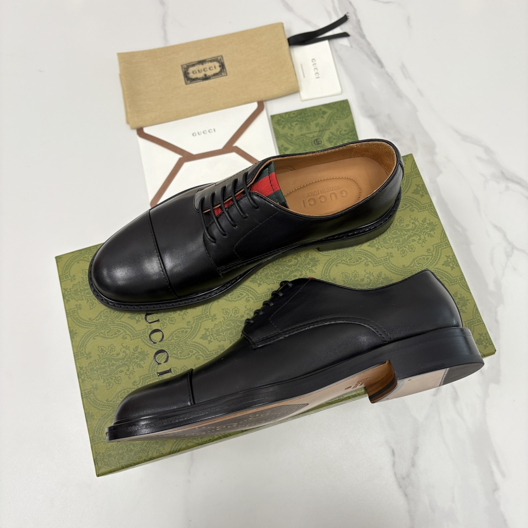 💋💍G家 GUCC* 新品男士正装鞋皮鞋 堪称“精致感天花板”级别的通勤利器 此款系列里选用多种不同质感