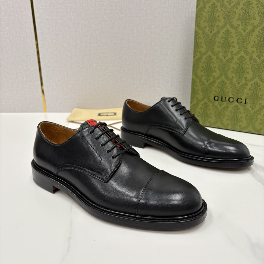 💋💍G家 GUCC* 新品男士正装鞋皮鞋 堪称“精致感天花板”级别的通勤利器 此款系列里选用多种不同质感