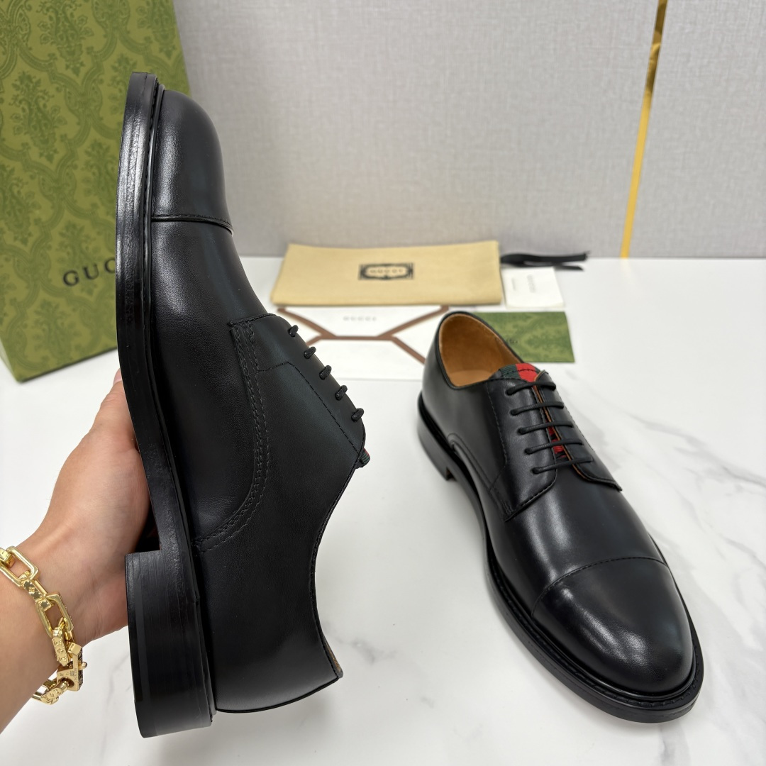 💋💍G家 GUCC* 新品男士正装鞋皮鞋 堪称“精致感天花板”级别的通勤利器 此款系列里选用多种不同质感