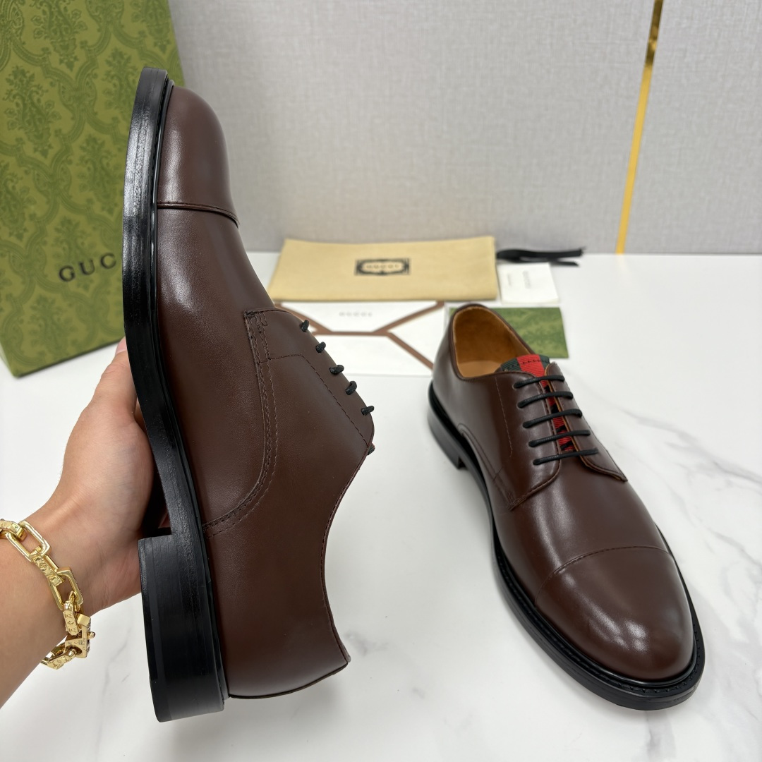 💋💍G家 GUCC* 新品男士正装鞋皮鞋 堪称“精致感天花板”级别的通勤利器 此款系列里选用多种不同质感