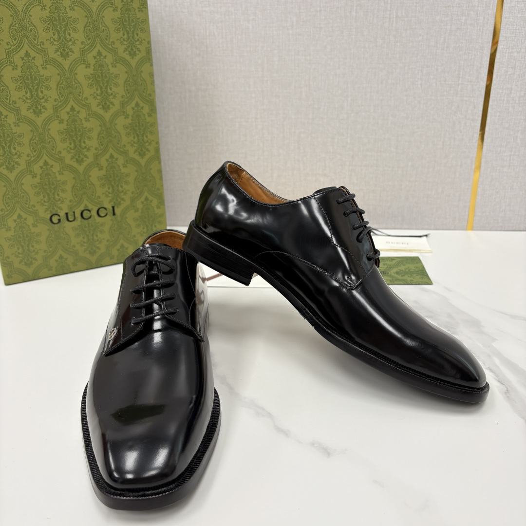 💋💍G家 GUCC* 古-驰 新品男士正装鞋皮鞋 选用细腻有光泽的进口牛皮/开边珠亮皮打造鞋身，触感柔软