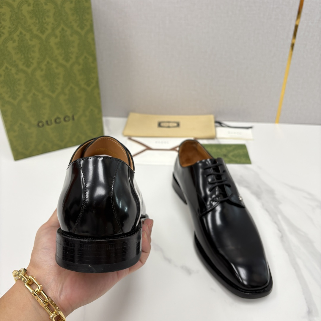 💋💍G家 GUCC* 古-驰 新品男士正装鞋皮鞋 选用细腻有光泽的进口牛皮/开边珠亮皮打造鞋身，触感柔软