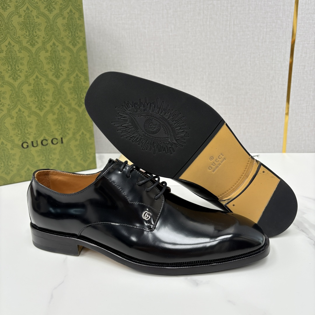 💋💍G家 GUCC* 古-驰 新品男士正装鞋皮鞋 选用细腻有光泽的进口牛皮/开边珠亮皮打造鞋身，触感柔软