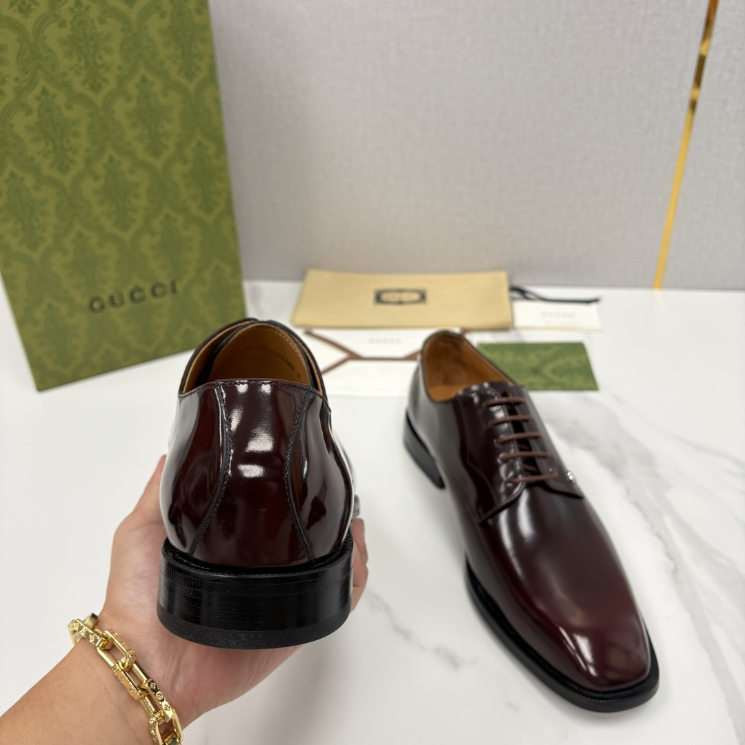 💋💍G家 GUCC* 古-驰 新品男士正装鞋皮鞋 选用细腻有光泽的进口牛皮/开边珠亮皮打造鞋身，触感柔软