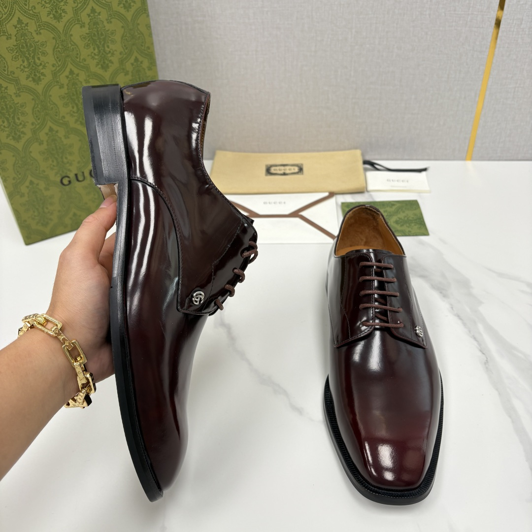 💋💍G家 GUCC* 古-驰 新品男士正装鞋皮鞋 选用细腻有光泽的进口牛皮/开边珠亮皮打造鞋身，触感柔软