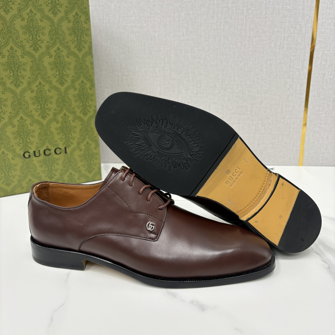 💋💍G家 GUCC* 古-驰 新品男士正装鞋皮鞋 选用细腻有光泽的进口牛皮/开边珠亮皮打造鞋身，触感柔软