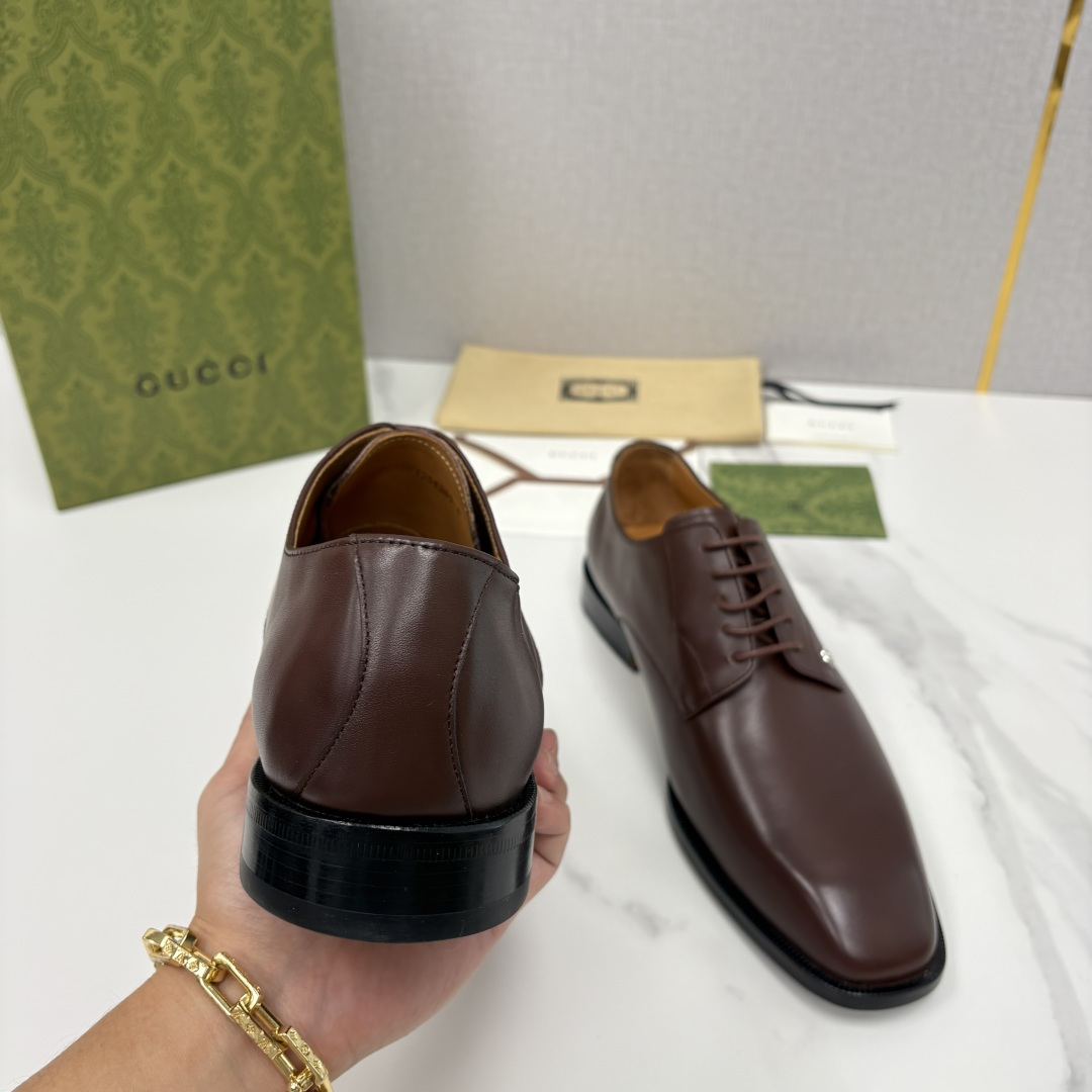 💋💍G家 GUCC* 古-驰 新品男士正装鞋皮鞋 选用细腻有光泽的进口牛皮/开边珠亮皮打造鞋身，触感柔软