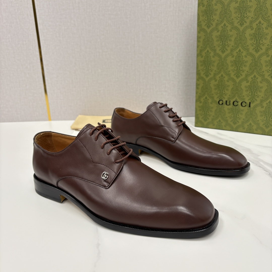 💋💍G家 GUCC* 古-驰 新品男士正装鞋皮鞋 选用细腻有光泽的进口牛皮/开边珠亮皮打造鞋身，触感柔软