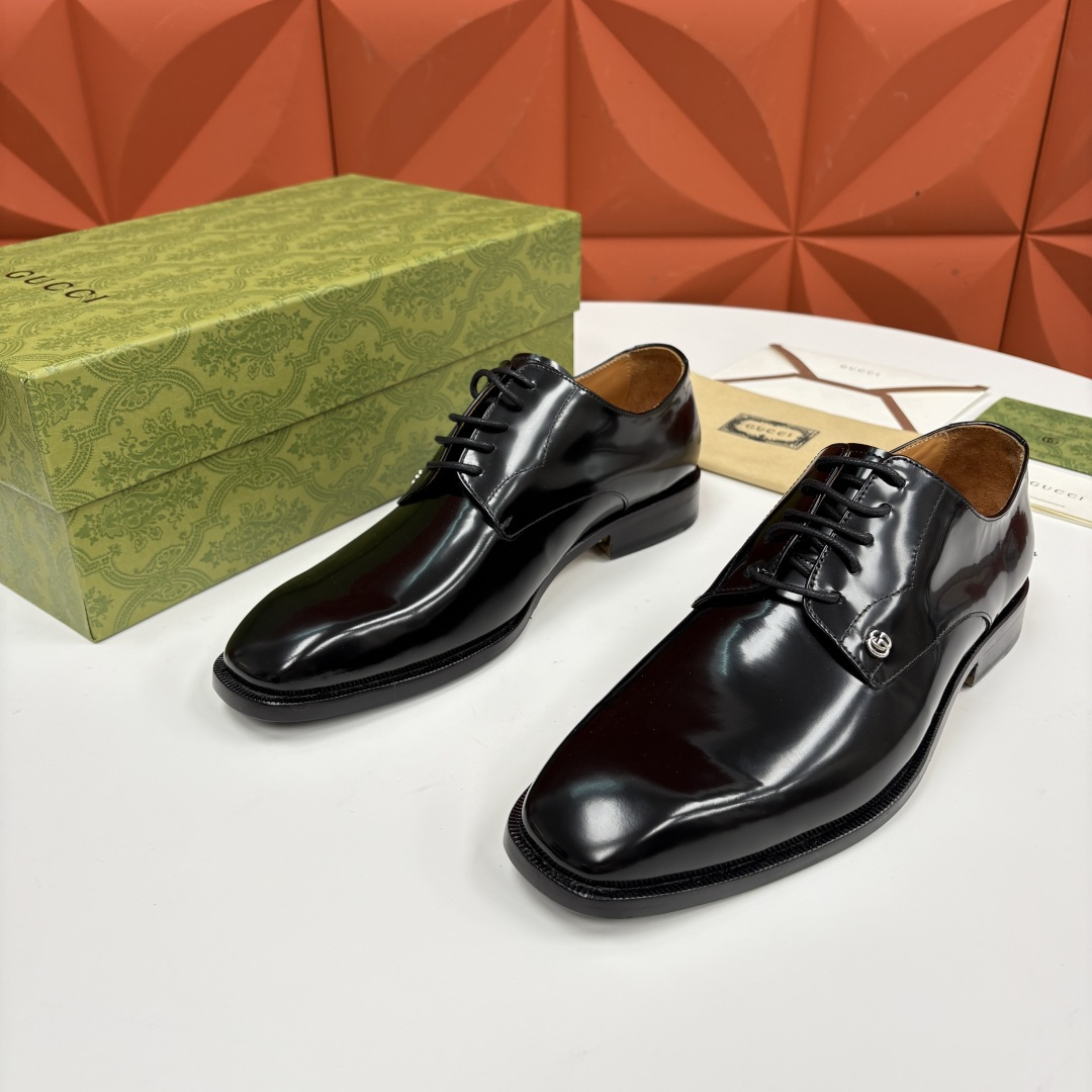 💋💍G家 GUCC* 古-驰 新品男士正装鞋皮鞋 选用细腻有光泽的进口牛皮/开边珠亮皮打造鞋身，触感柔软