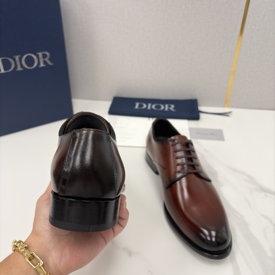 💋💍CD家新品 Dio* 迪-奥 新款男士正装鞋皮鞋， Timeless 德比鞋 官方98800。 这款