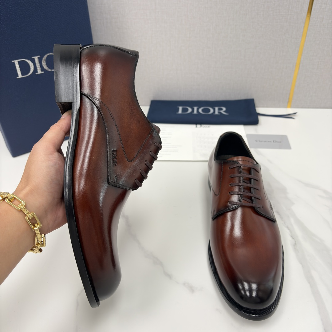 💋💍CD家新品 Dio* 迪-奥 新款男士正装鞋皮鞋， Timeless 德比鞋 官方98800。 这款