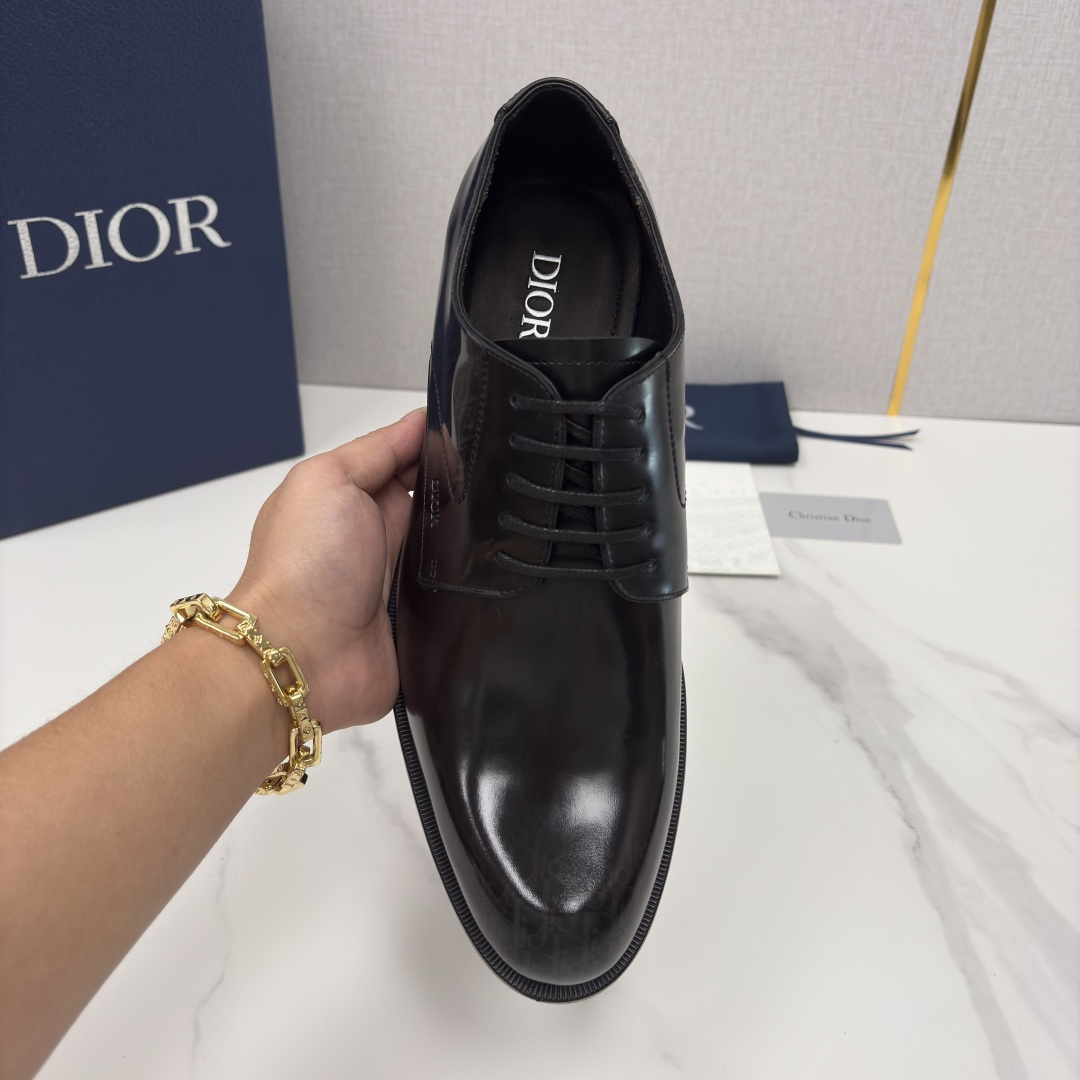 💋💍CD家新品 Dio* 迪-奥 新款男士正装鞋皮鞋， Timeless 德比鞋 官方98800。 这款