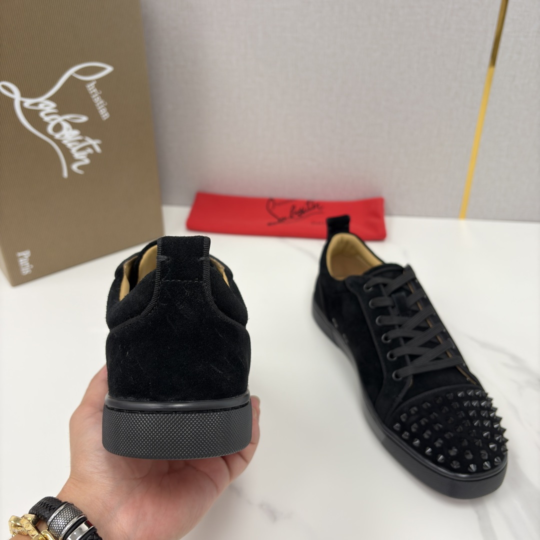 💋💍CL家官方同步新品 🆑Christia* Loubouti*（红底鞋） 男士运动鞋板鞋系列 铆钉休闲