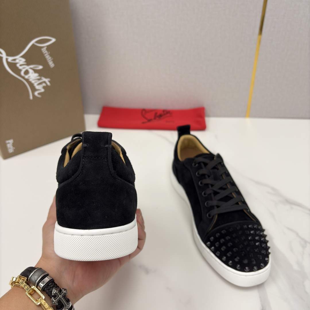 💋💍CL家官方同步新品 🆑Christia* Loubouti*（红底鞋） 男士运动鞋板鞋系列 铆钉休闲
