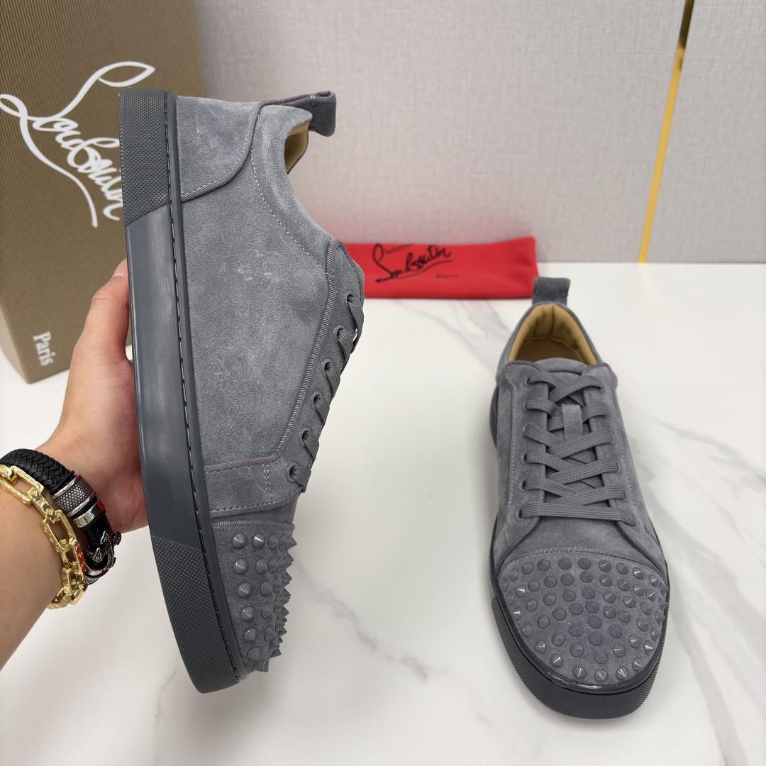 💋💍CL家官方同步新品 🆑Christia* Loubouti*（红底鞋） 男士运动鞋板鞋系列 铆钉休闲