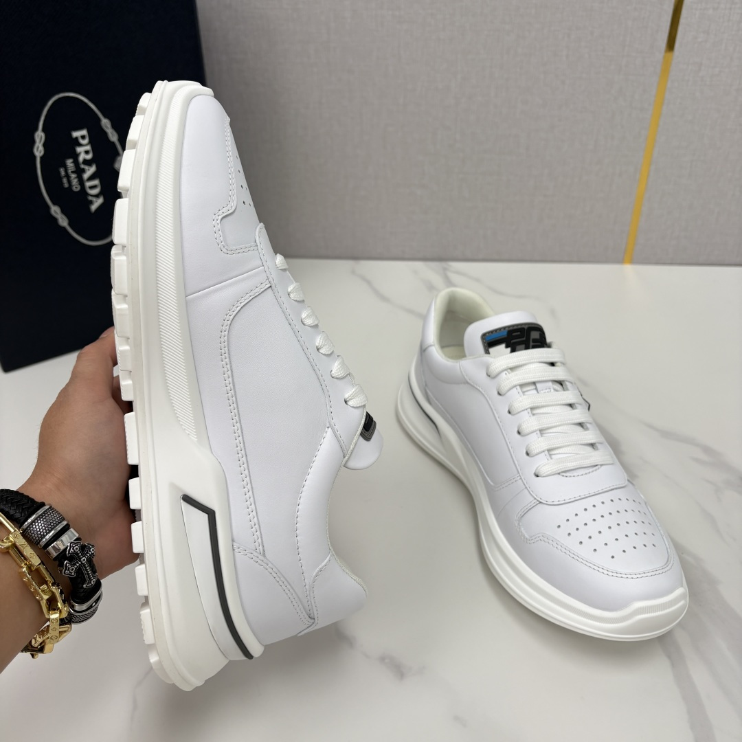 💋💍P 家新品 Prad* 普拉-达 秋季新款男士小牛皮运动鞋出货！ 莞产猛货。机能风休闲鞋 | 豪门贵