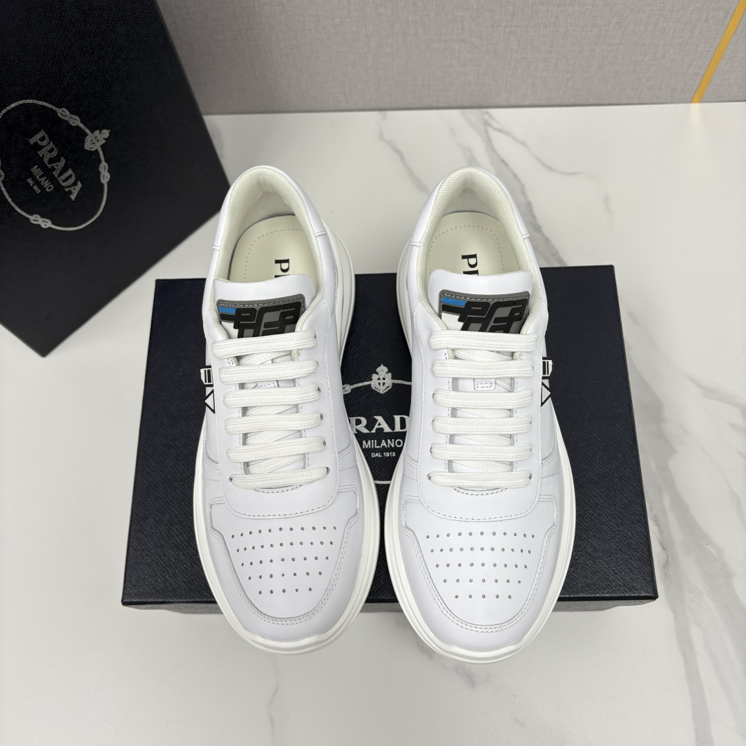 💋💍P 家新品 Prad* 普拉-达 秋季新款男士小牛皮运动鞋出货！ 莞产猛货。机能风休闲鞋 | 豪门贵