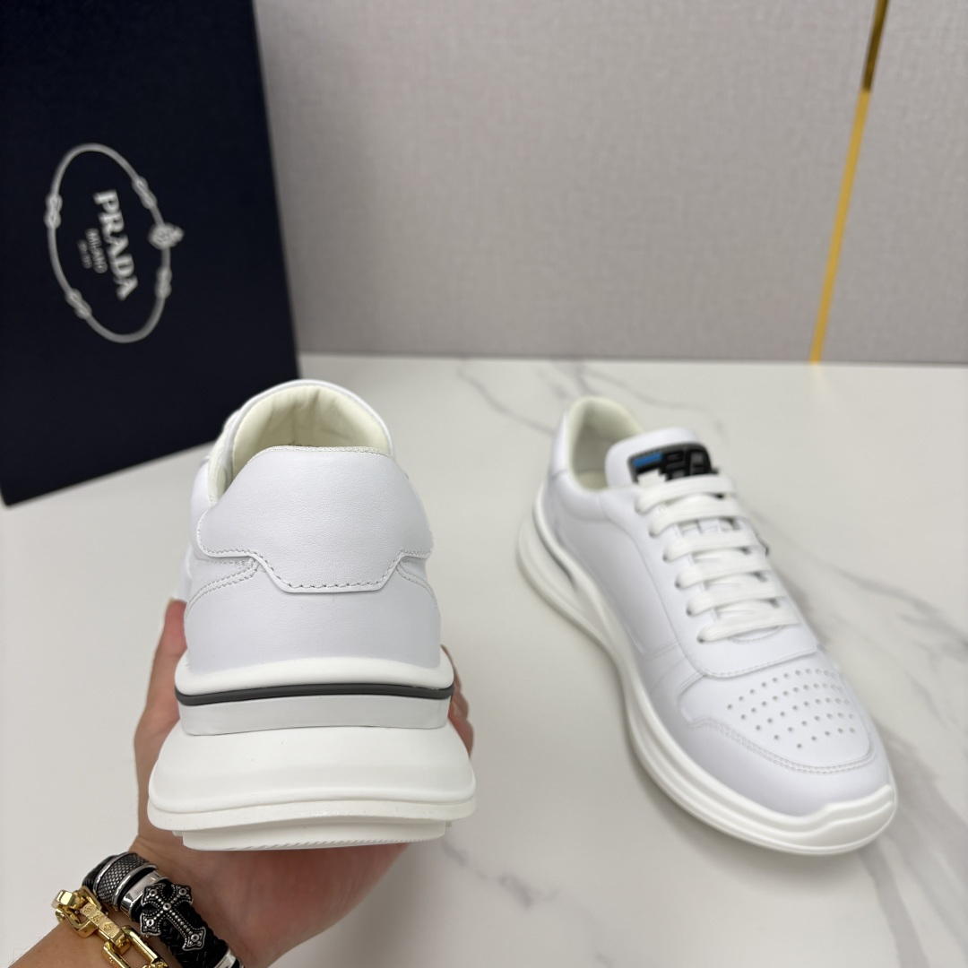 💋💍P 家新品 Prad* 普拉-达 秋季新款男士小牛皮运动鞋出货！ 莞产猛货。机能风休闲鞋 | 豪门贵