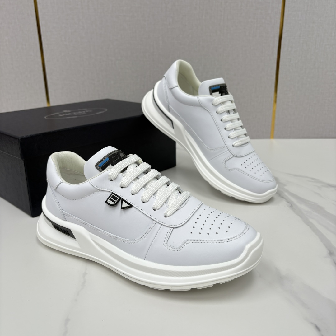 💋💍P 家新品 Prad* 普拉-达 秋季新款男士小牛皮运动鞋出货！ 莞产猛货。机能风休闲鞋 | 豪门贵