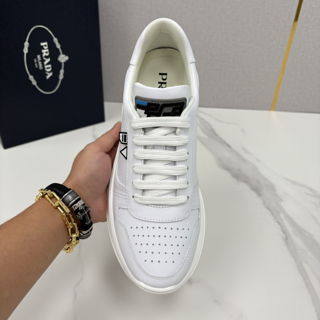 💋💍P 家新品 Prad* 普拉-达 秋季新款男士小牛皮运动鞋出货！ 莞产猛货。机能风休闲鞋 | 豪门贵