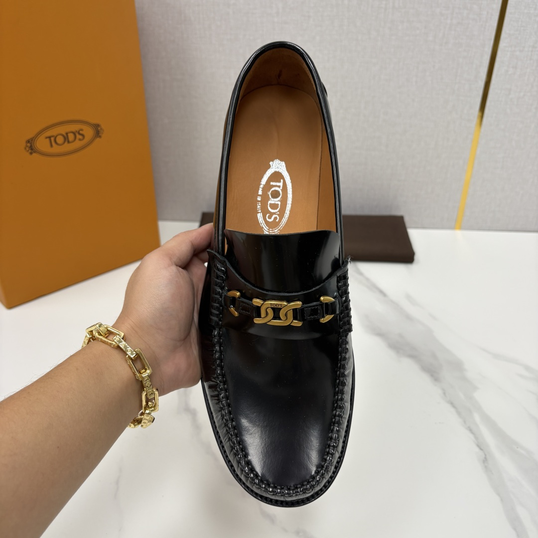 💋💍TOD*S新品 托德-斯 男士经典商务乐福鞋套脚皮鞋，莫卡辛便鞋气质款！全新设计抓皱鞋头，选用优质小