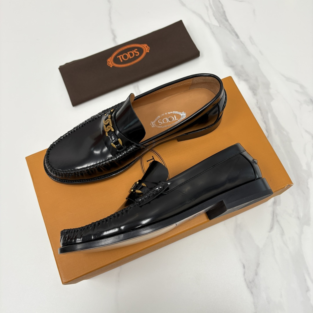 💋💍TOD*S新品 托德-斯 男士经典商务乐福鞋套脚皮鞋，莫卡辛便鞋气质款！全新设计抓皱鞋头，选用优质小