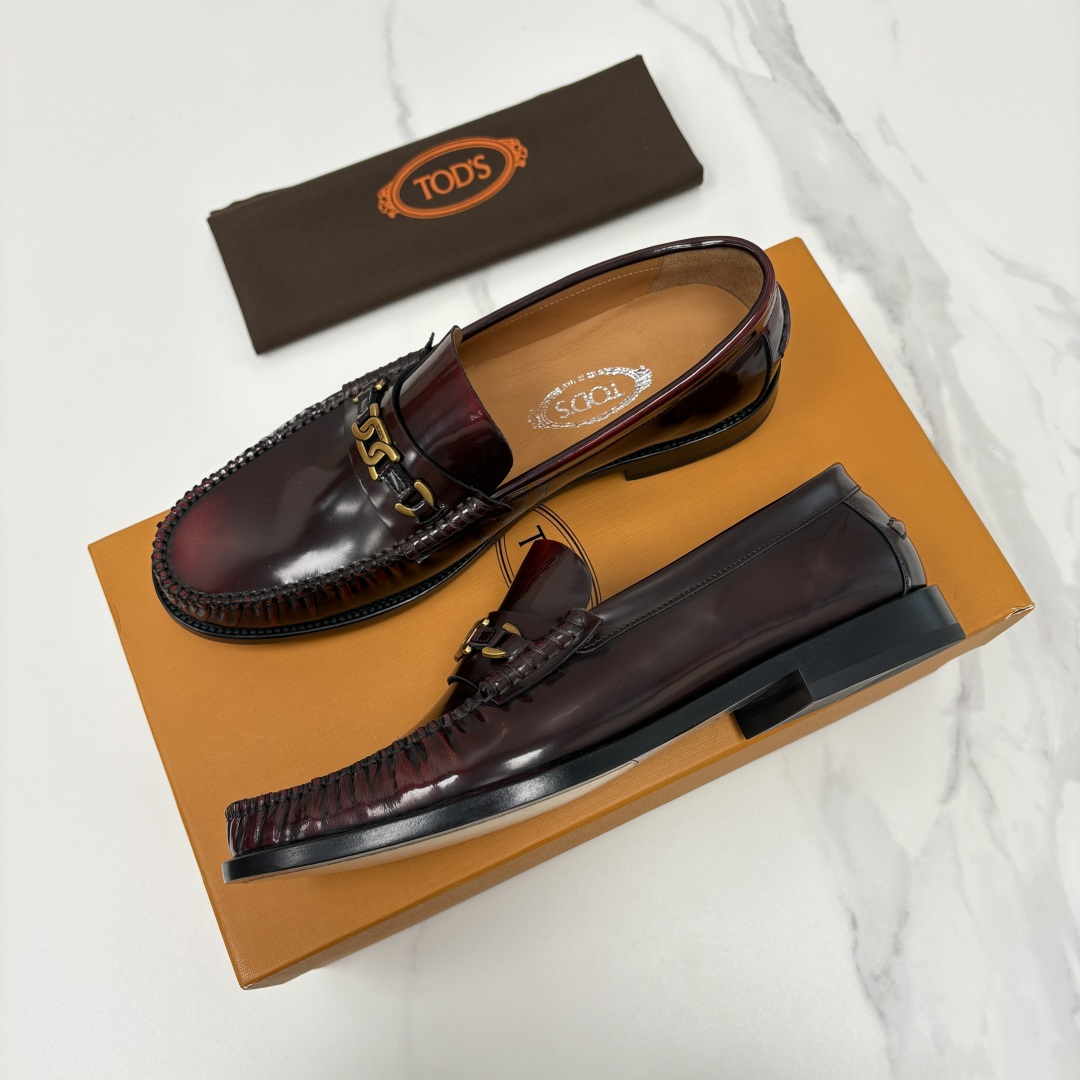 💋💍TOD*S新品 托德-斯 男士经典商务乐福鞋套脚皮鞋，莫卡辛便鞋气质款！全新设计抓皱鞋头，选用优质小