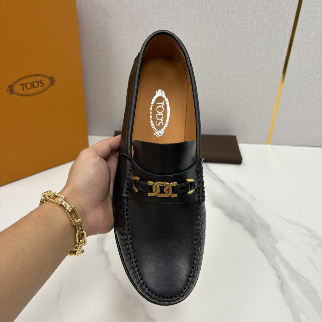 💋💍TOD*S新品 托德-斯 男士经典商务乐福鞋套脚皮鞋，莫卡辛便鞋气质款！全新设计抓皱鞋头，选用优质小