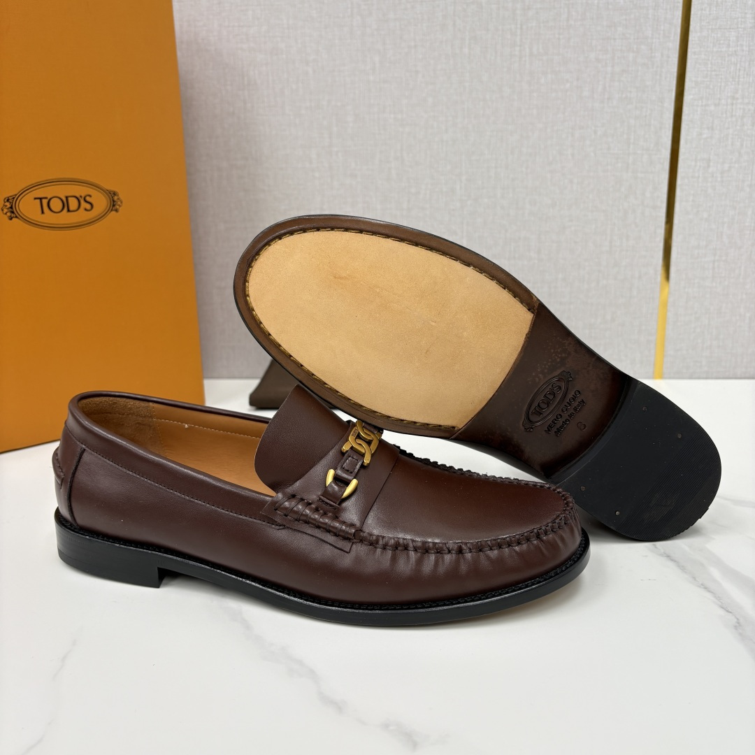 💋💍TOD*S新品 托德-斯 男士经典商务乐福鞋套脚皮鞋，莫卡辛便鞋气质款！全新设计抓皱鞋头，选用优质小