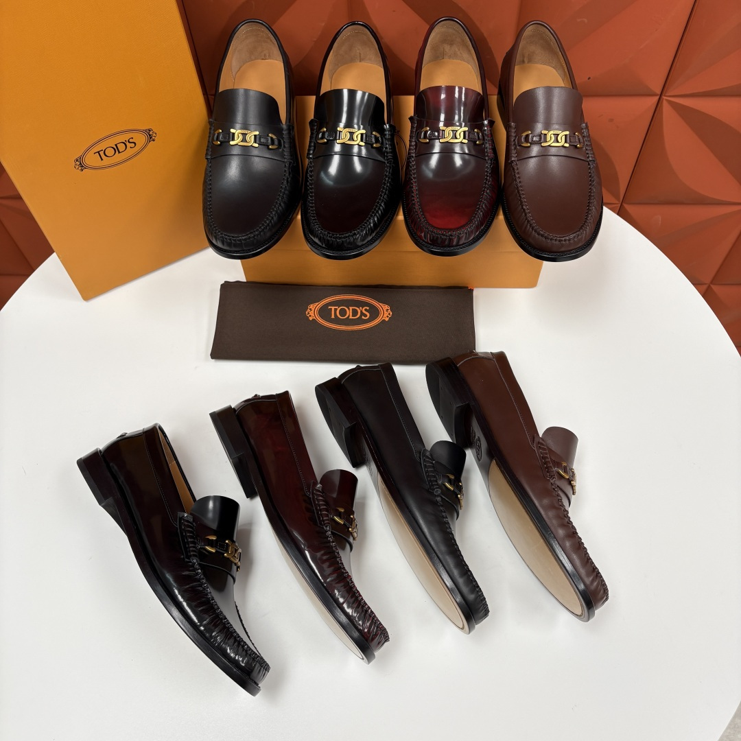 💋💍TOD*S新品 托德-斯 男士经典商务乐福鞋套脚皮鞋，莫卡辛便鞋气质款！全新设计抓皱鞋头，选用优质小
