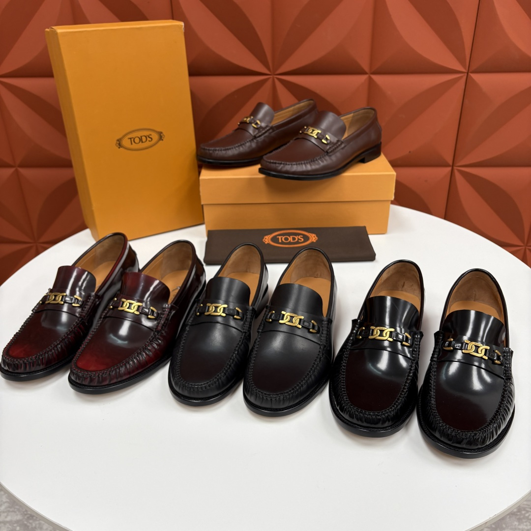 💋💍TOD*S新品 托德-斯 男士经典商务乐福鞋套脚皮鞋，莫卡辛便鞋气质款！全新设计抓皱鞋头，选用优质小