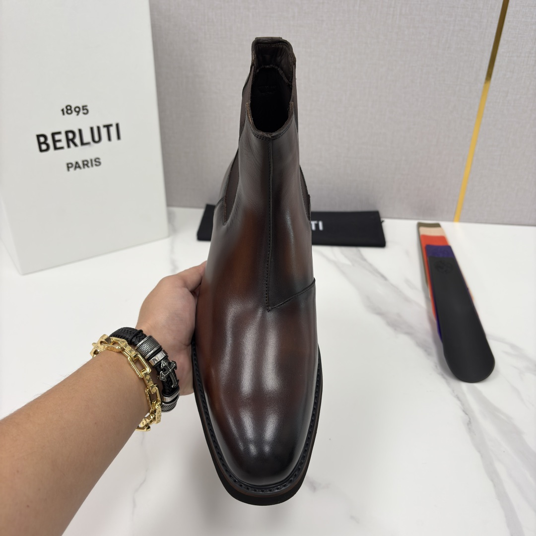 💋💍Berlut* 布鲁提新品 官方 230.00， Alessio venezia 男士小牛皮切尔西皮