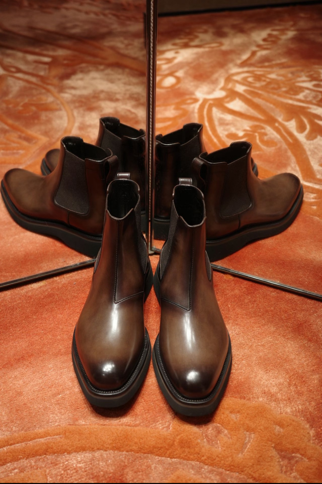 💋💍Berlut* 布鲁提新品 官方 230.00， Alessio venezia 男士小牛皮切尔西皮