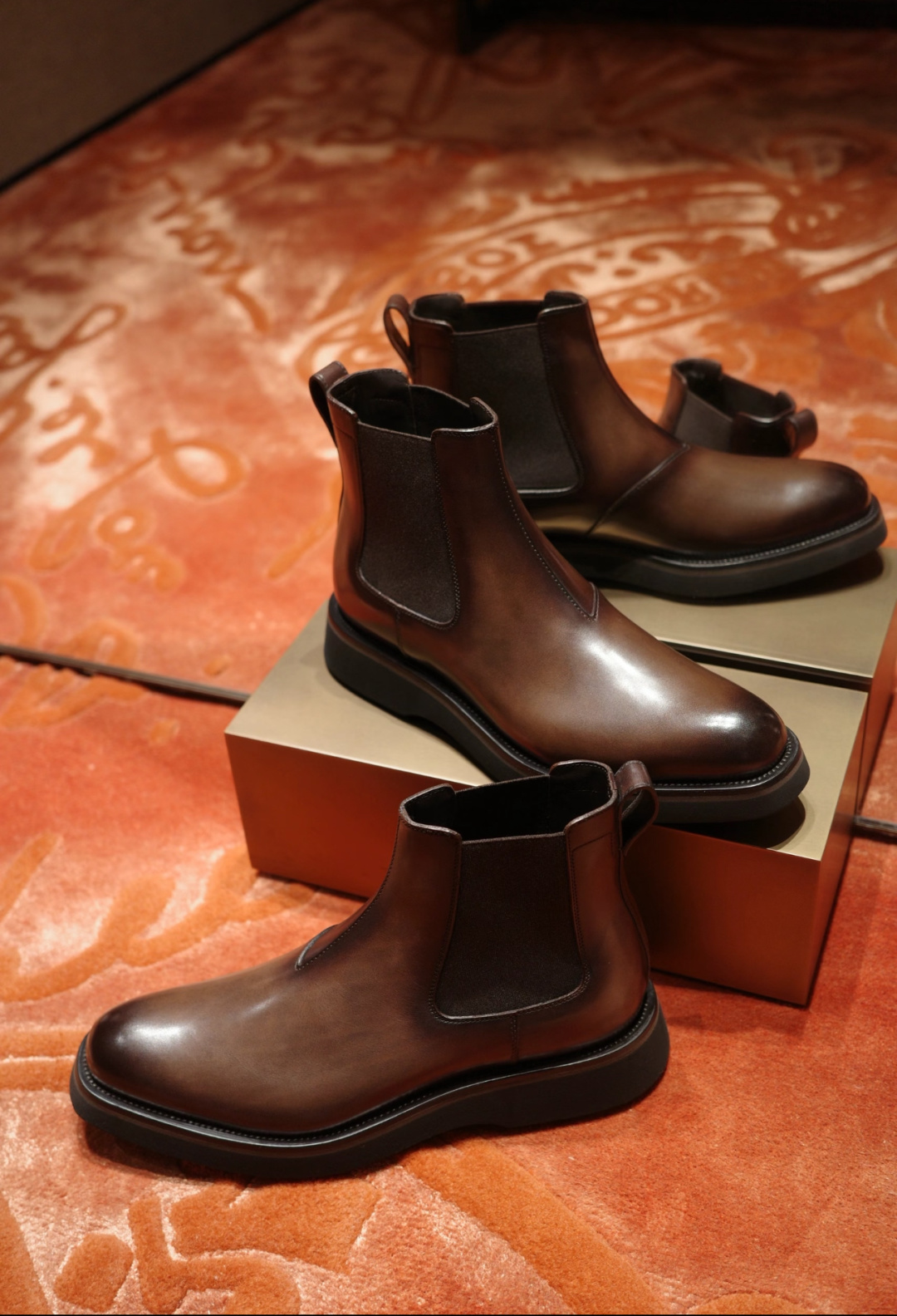 💋💍Berlut* 布鲁提新品 官方 230.00， Alessio venezia 男士小牛皮切尔西皮