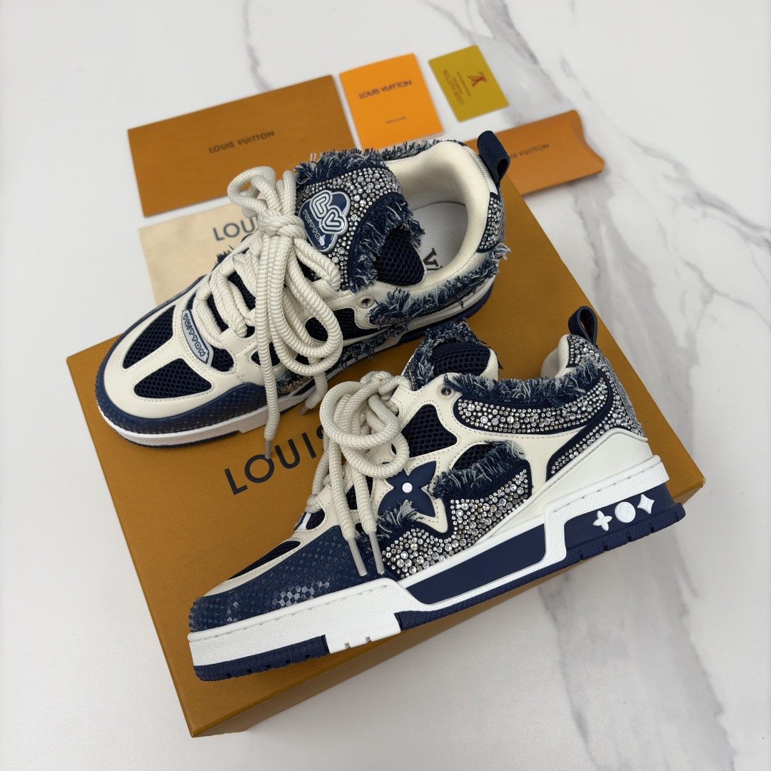 💋💍L家新品 情侣款👫 L*V SKATE 运动鞋系列 官方 13,000 走秀款闪钻面包鞋✨✨ 把bl