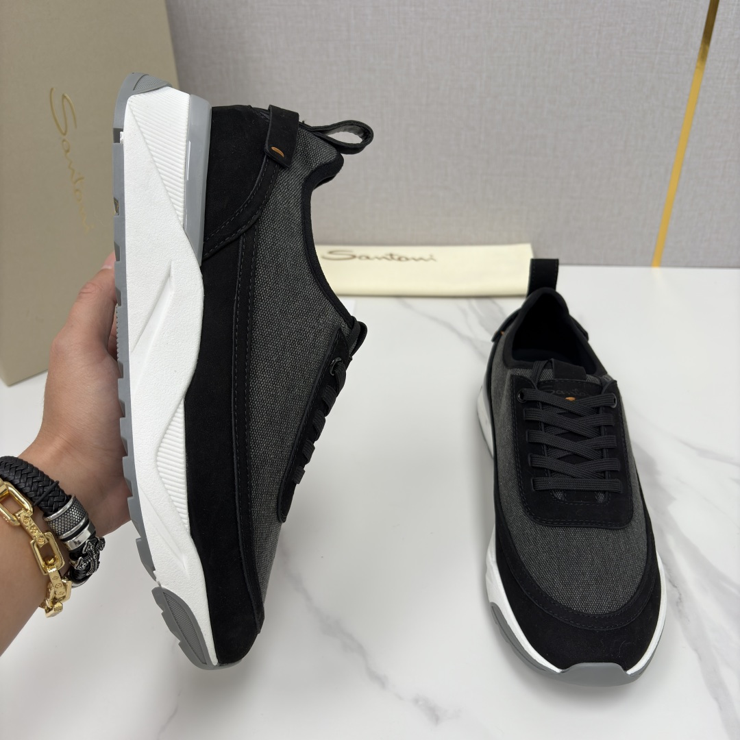 💋💍Santon* (圣东-尼） 意大利男士低帮休闲运动鞋上🆕 这个意大利纯手工鞋履品牌的每一双鞋设计简