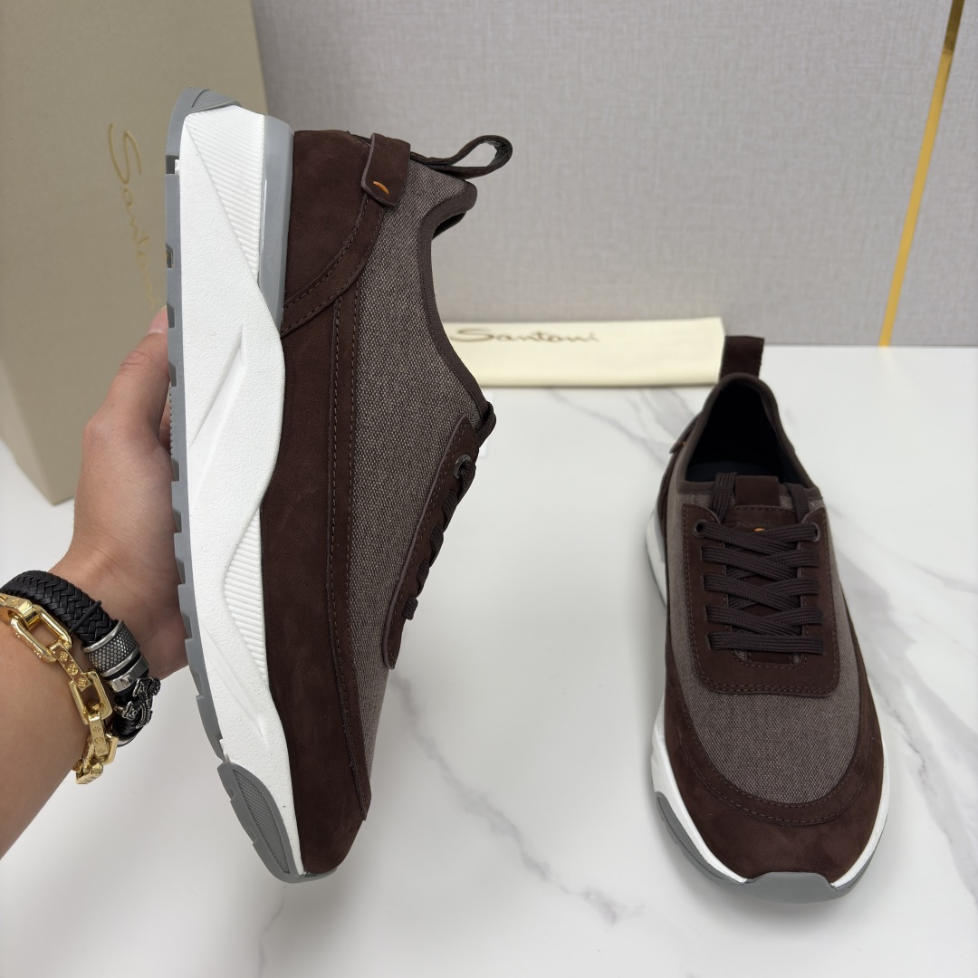 💋💍Santon* (圣东-尼） 意大利男士低帮休闲运动鞋上🆕 这个意大利纯手工鞋履品牌的每一双鞋设计简