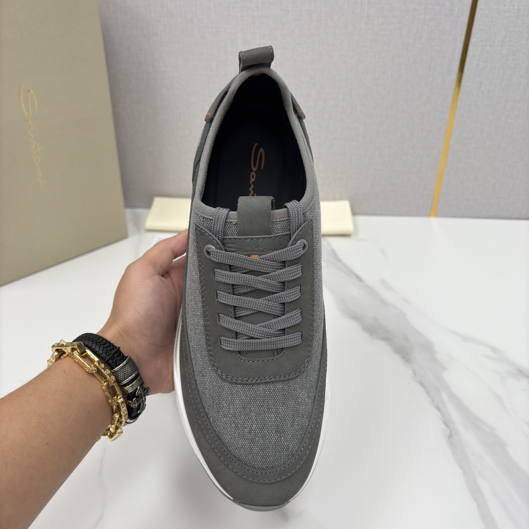 💋💍Santon* (圣东-尼） 意大利男士低帮休闲运动鞋上🆕 这个意大利纯手工鞋履品牌的每一双鞋设计简
