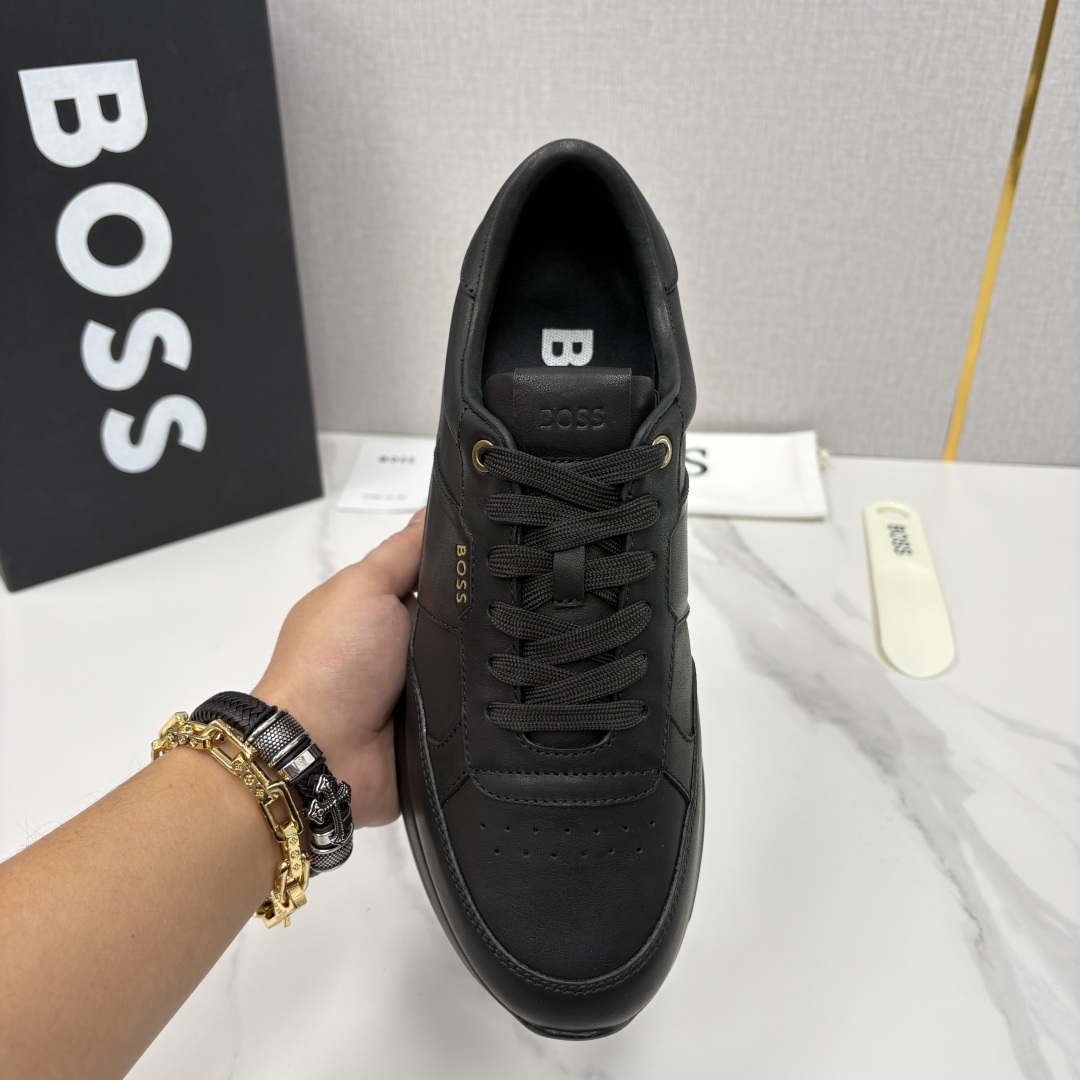 💋💍BOSS 男士新款 HUG*O BOSS 男士休闲运动鞋 是轻奢商务与日常休闲的完美融合，从材质到细