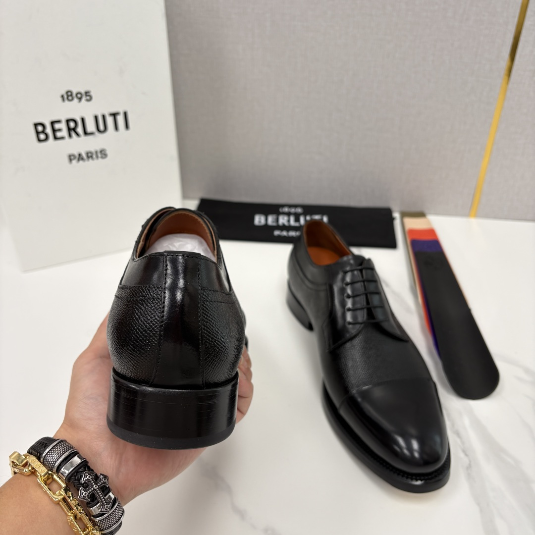 💋💍Berlut* 布鲁提 新款男士手工擦色正装皮鞋上新🆕 鳄鱼纹牛津鞋的商务与格调的极致融合。甄选优质