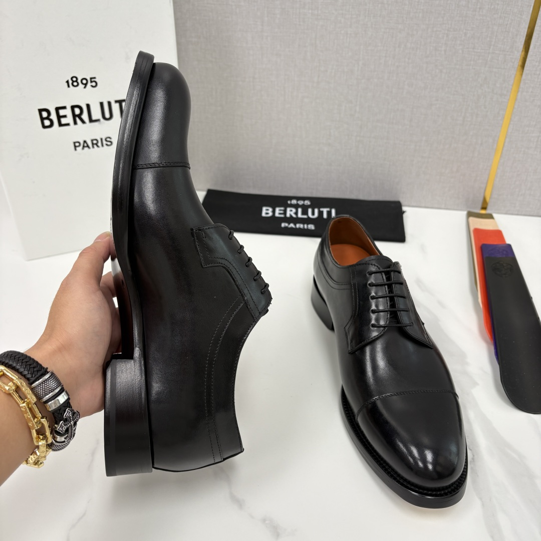 💋💍Berlut* 布鲁提 新款男士手工擦色正装皮鞋上新🆕 鳄鱼纹牛津鞋的商务与格调的极致融合。甄选优质