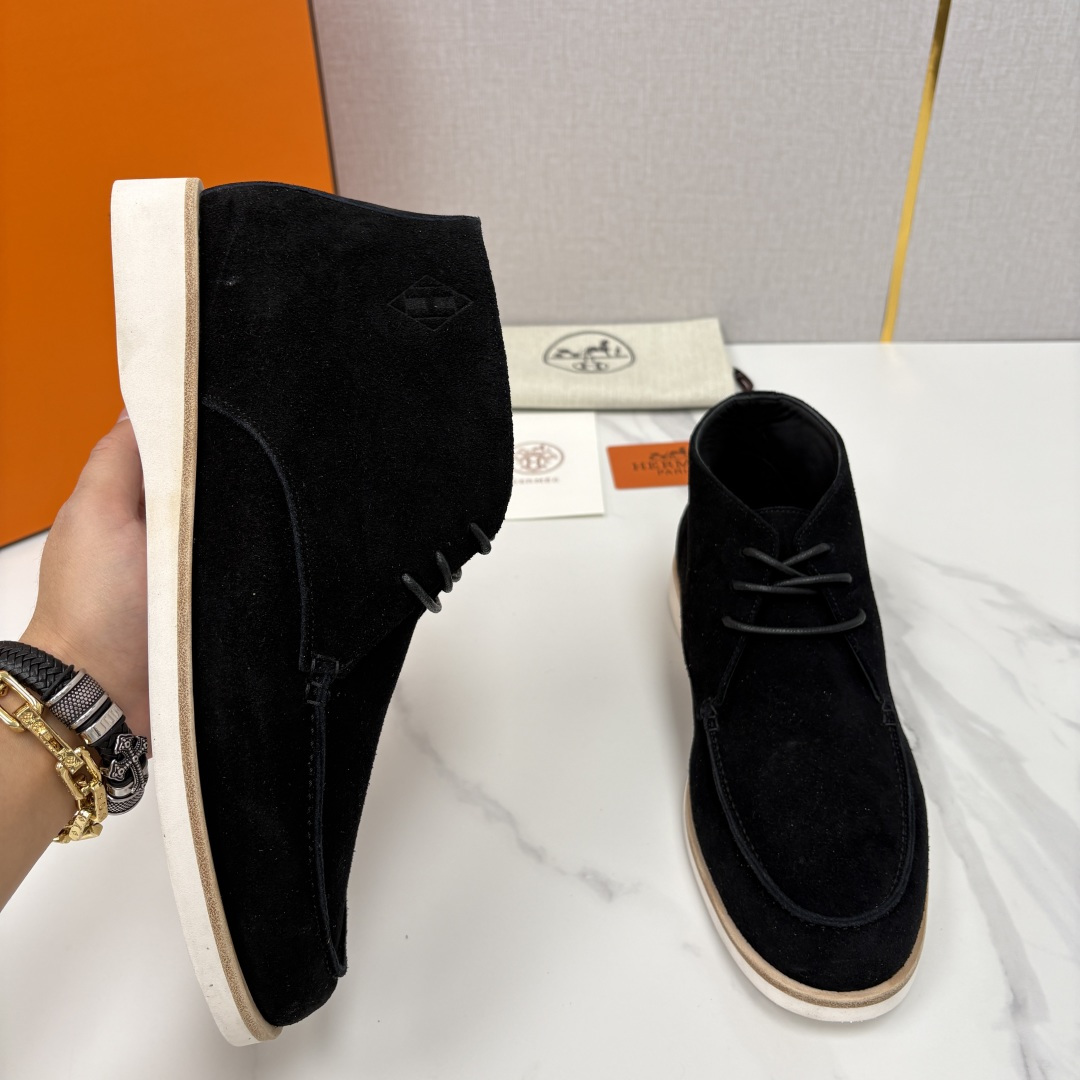 💋💍H家新品 爱马-仕 Hermè*s 绒面男士短靴沙漠靴 奢雅格调的行走艺术。 鞋面采用顶级反绒牛皮打