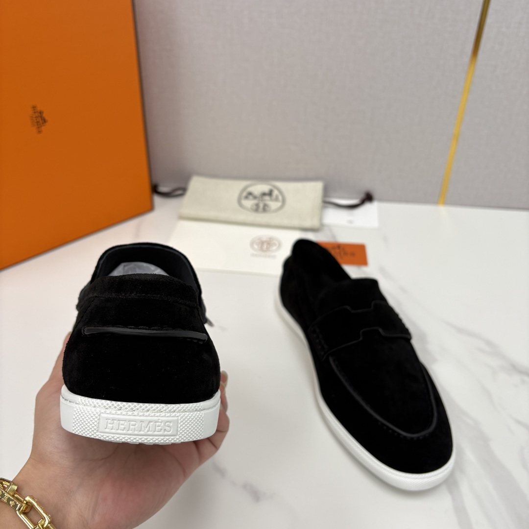 💋💍H家新品 Hermè* 爱马-仕 Job 牛皮乐福鞋 官方 9,300 甄选进口小牛皮/粒面牛皮/绒