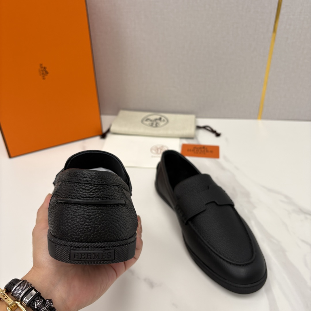 💋💍H家新品 Hermè* 爱马-仕 Job 牛皮乐福鞋 官方 9,300 甄选进口小牛皮/粒面牛皮/绒